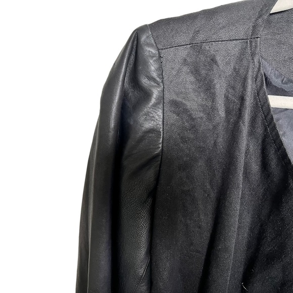 Vince Zippered Jacket with Leather Sleeves- Size 8 Black - Picture 4 of 6